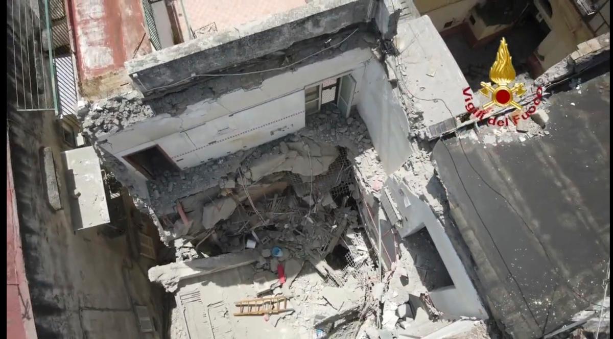 3 Survivors Rescued From Rubble of Collapsed Apartment Building in Naples, Italian Officials Say