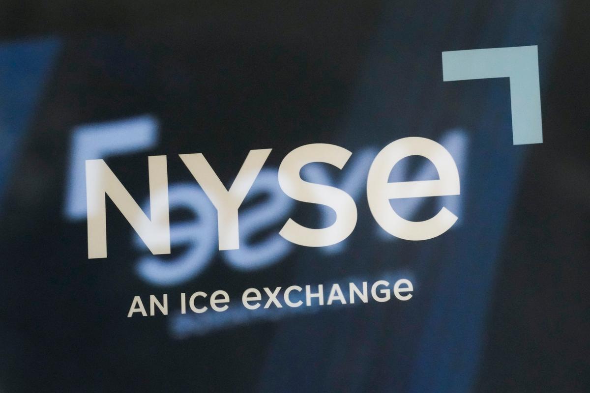 Stock Market Today: Wall Street’s Rally Fizzles After Tesla and Netflix Fall