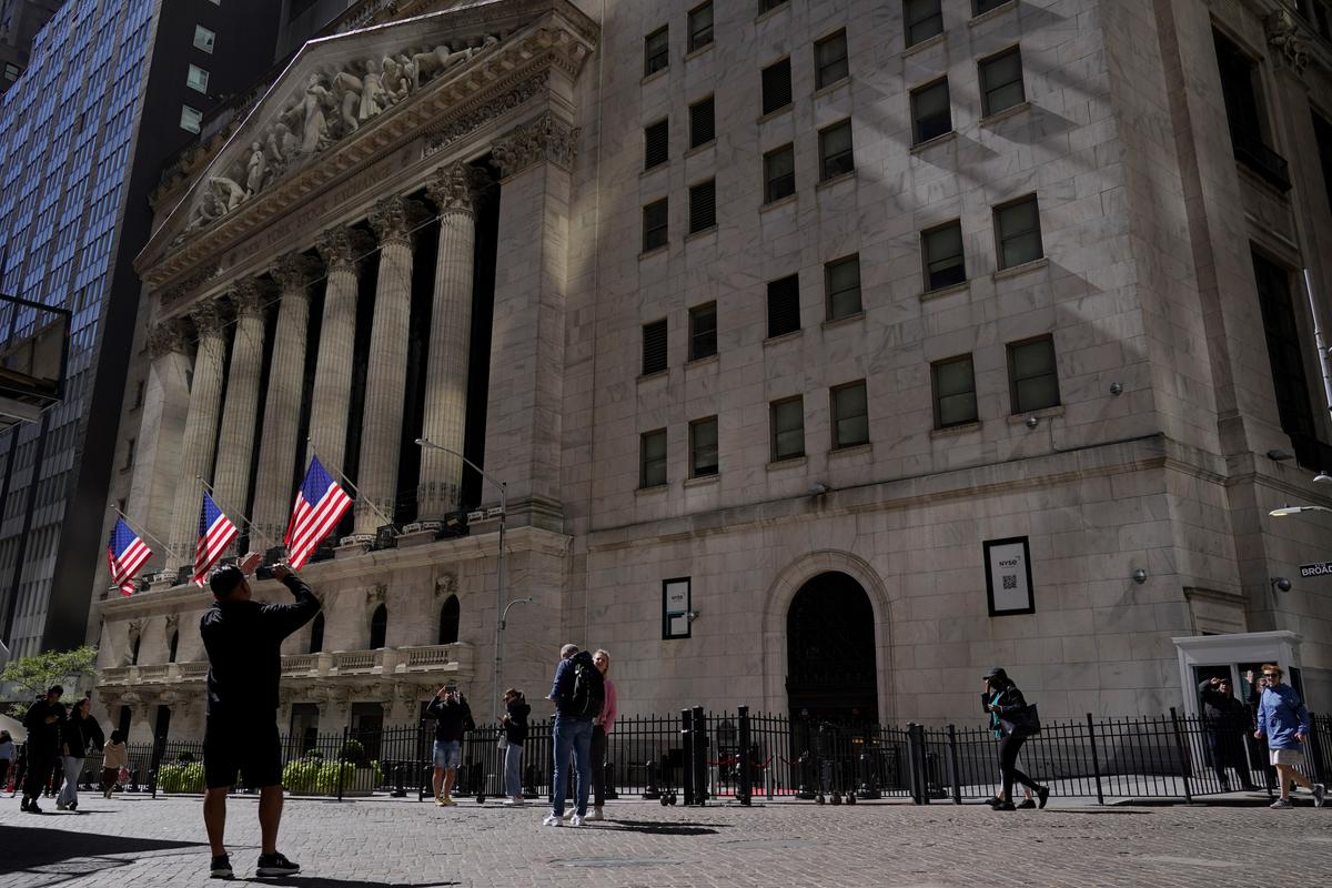 Stock Market Today: Wall Street Returns to Rallying Following Reports on Profits and Inflation