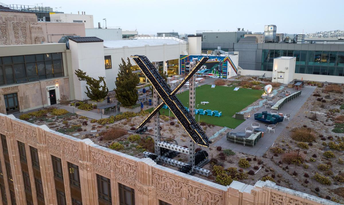 San Francisco Investigates Musk’s Rooftop ‘X’ Sign at Headquarters