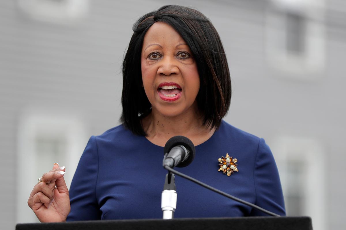 New Jersey Lt. Gov. Sheila Oliver Dies at 71
