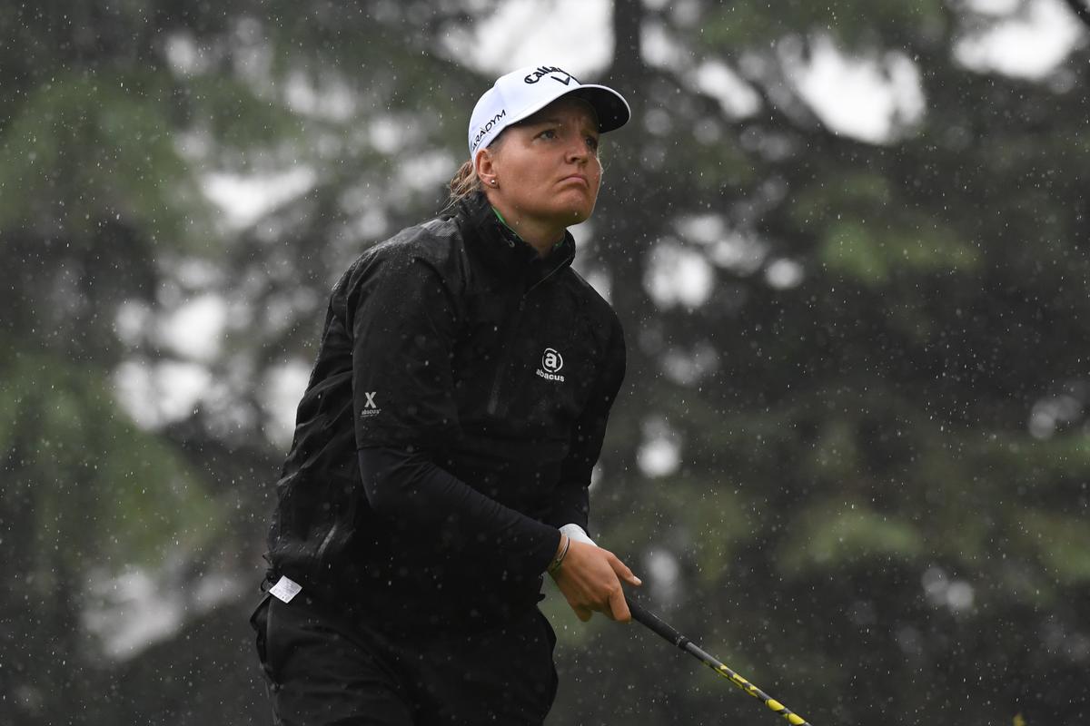 Perrine Delacour Shoots 63 at Rainy Columbia Edgewater to Take Portland Classic Lead
