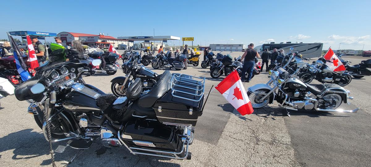 Bikers Ride Into Ottawa for Second Annual ‘Rolling Thunder’ Event Supporting Veterans