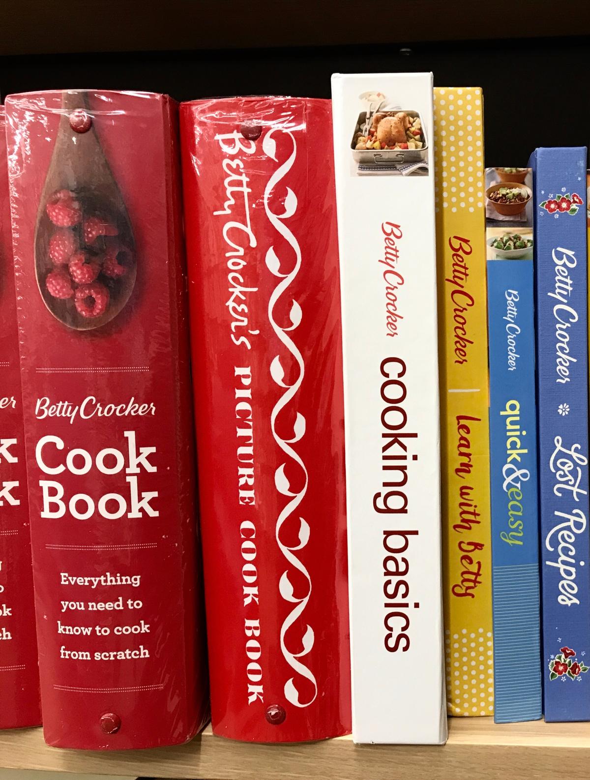 Kay Emel-Powell, a Real-Life Betty Crocker, Dies at 76