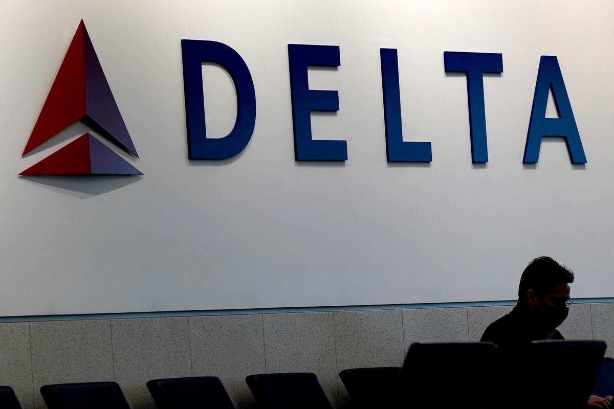 Delta Air Lines Will Restrict Access to Its Sky Club Airport Lounges as It Faces Overcrowding