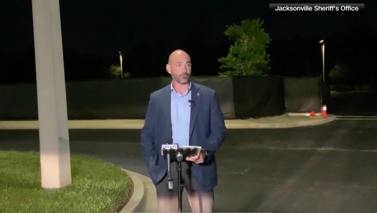 Toddler, 2 Adults Fatally Shot in Florida During Argument Over Dog Sale: Authorities