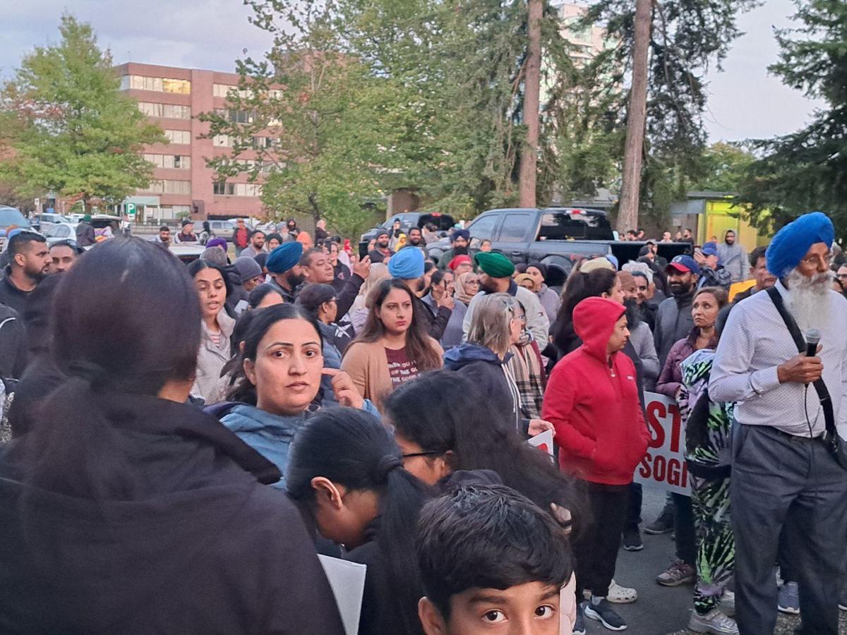 Protests Against Gender Identity Curriculum in Schools Continue for Third Day in Abbotsford, BC
