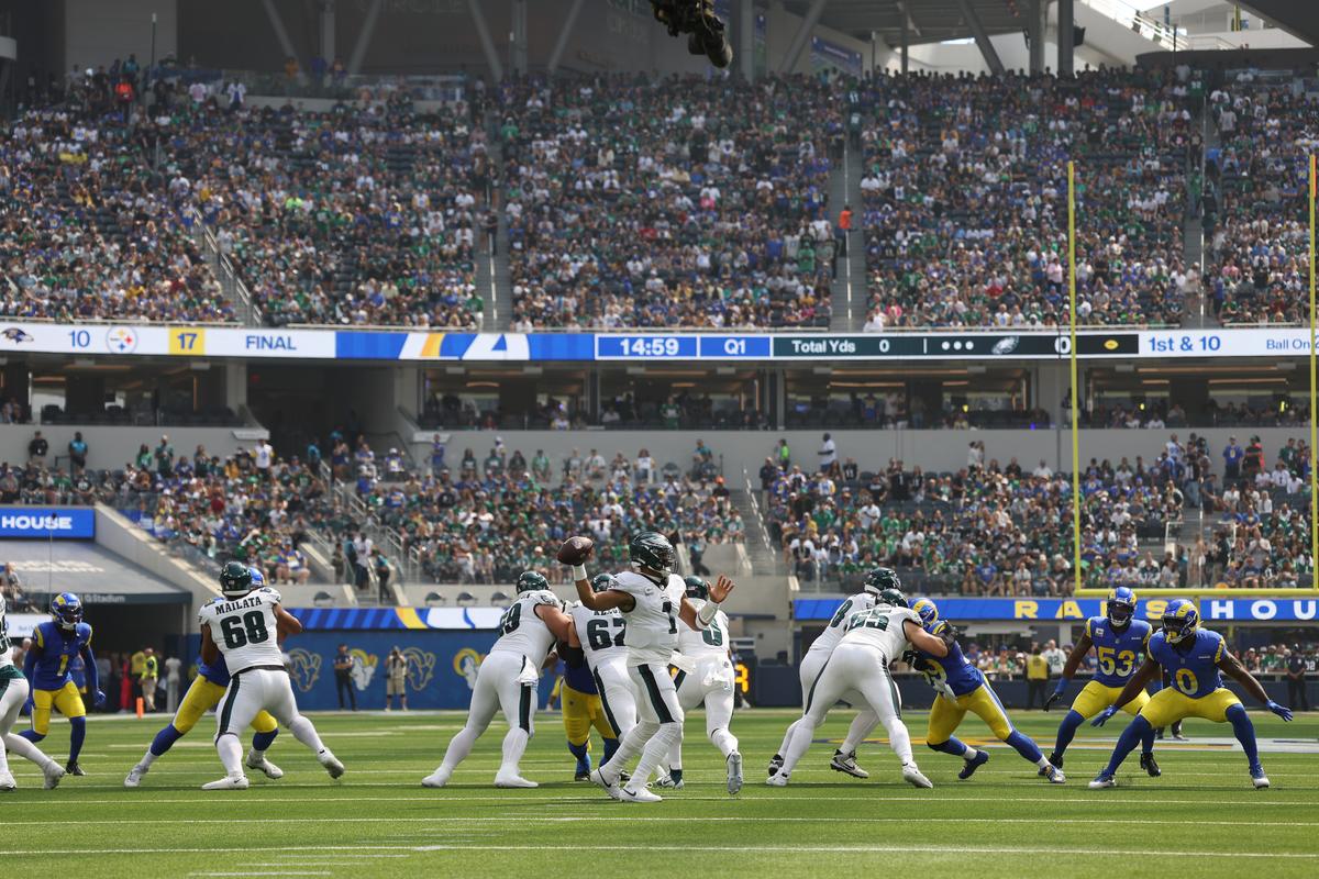 Eagles Outclass Rams 23–14 to Remain Unbeaten