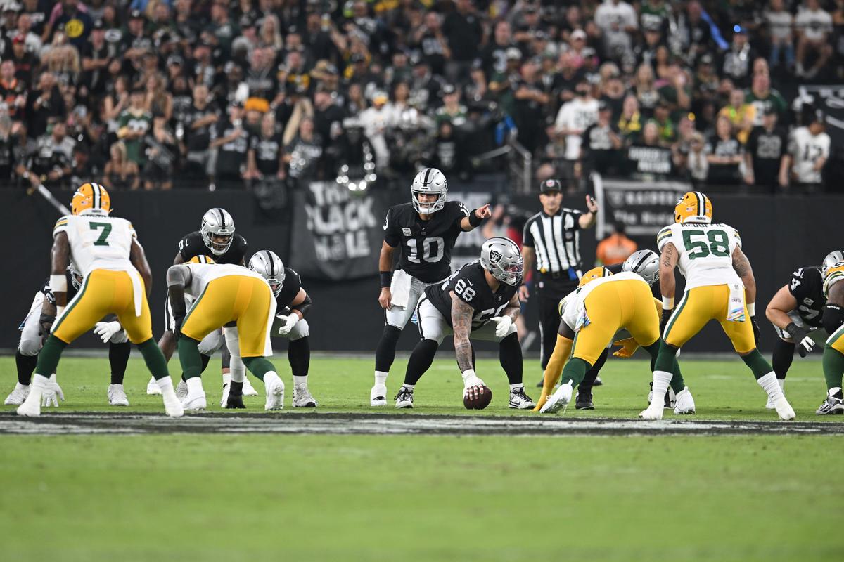 Raiders Intercept Jordan Love 3 Times, Hold on to Beat Packers 17–13