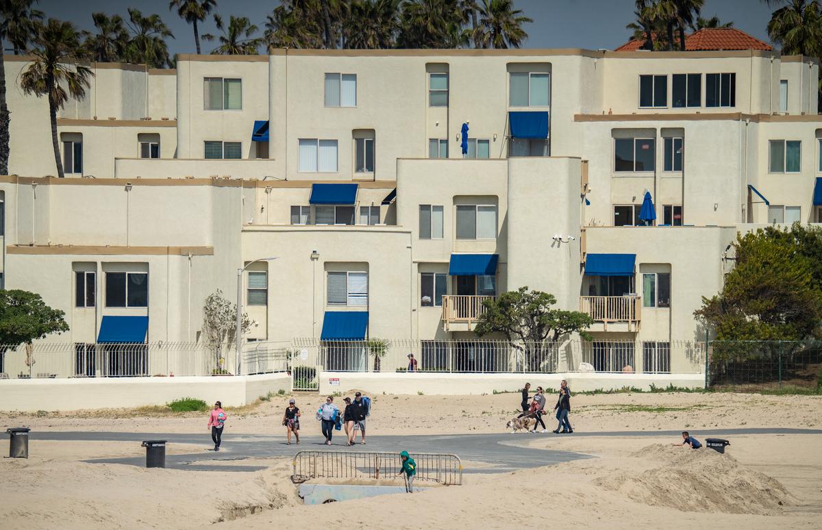 California Expedites Housing Project Approvals in Coastal Cities, Fire Zones