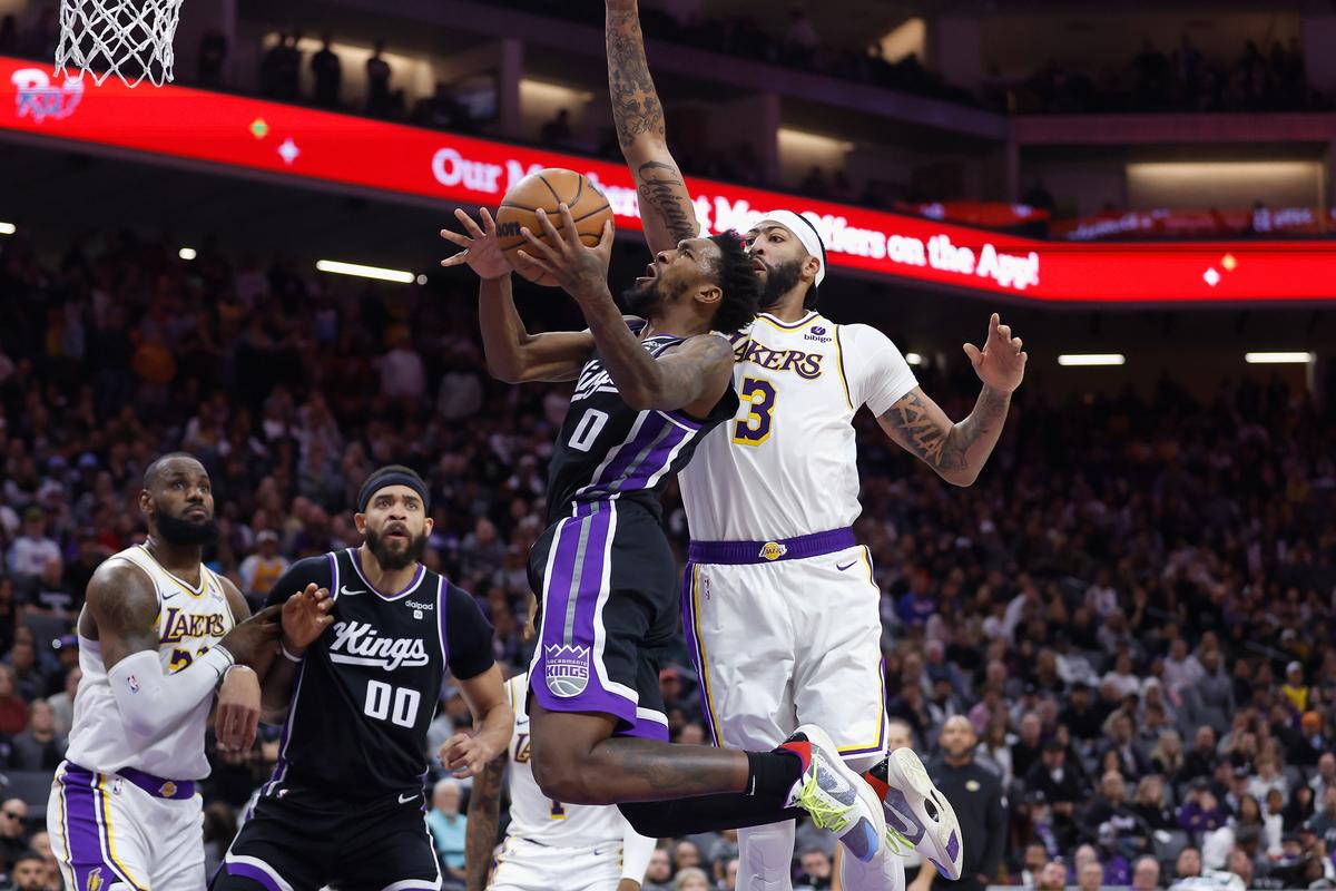 Malik Monk Takes Over in OT as Kings Defeat Lakers
