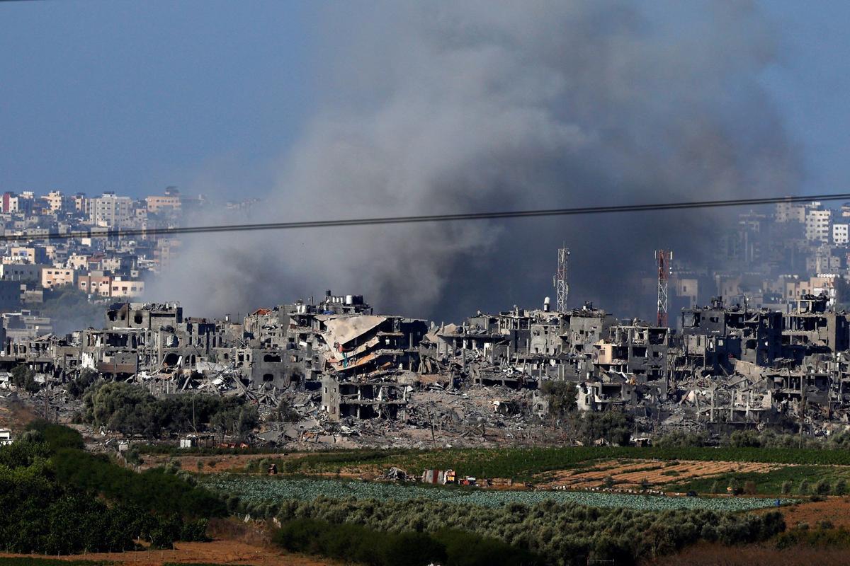 Israeli Forces Attack North Gaza’s Main City From Both Sides