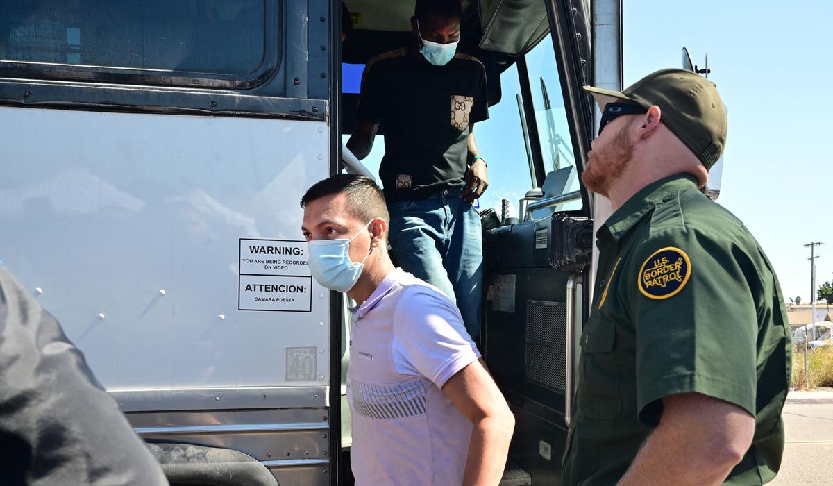 Denver Could Spend $180 Million on Illegal Immigration Crisis in 2024: Mayor