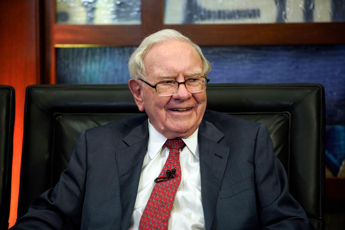 Buffett’s Firm Sells Off Several Smaller Investments, Including GM and UPS