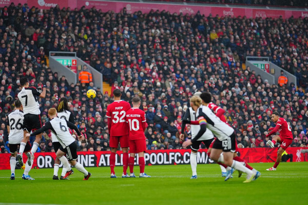 EPL Sells Domestic TV Rights for Record $8.45B in Next 4-Year Cycle