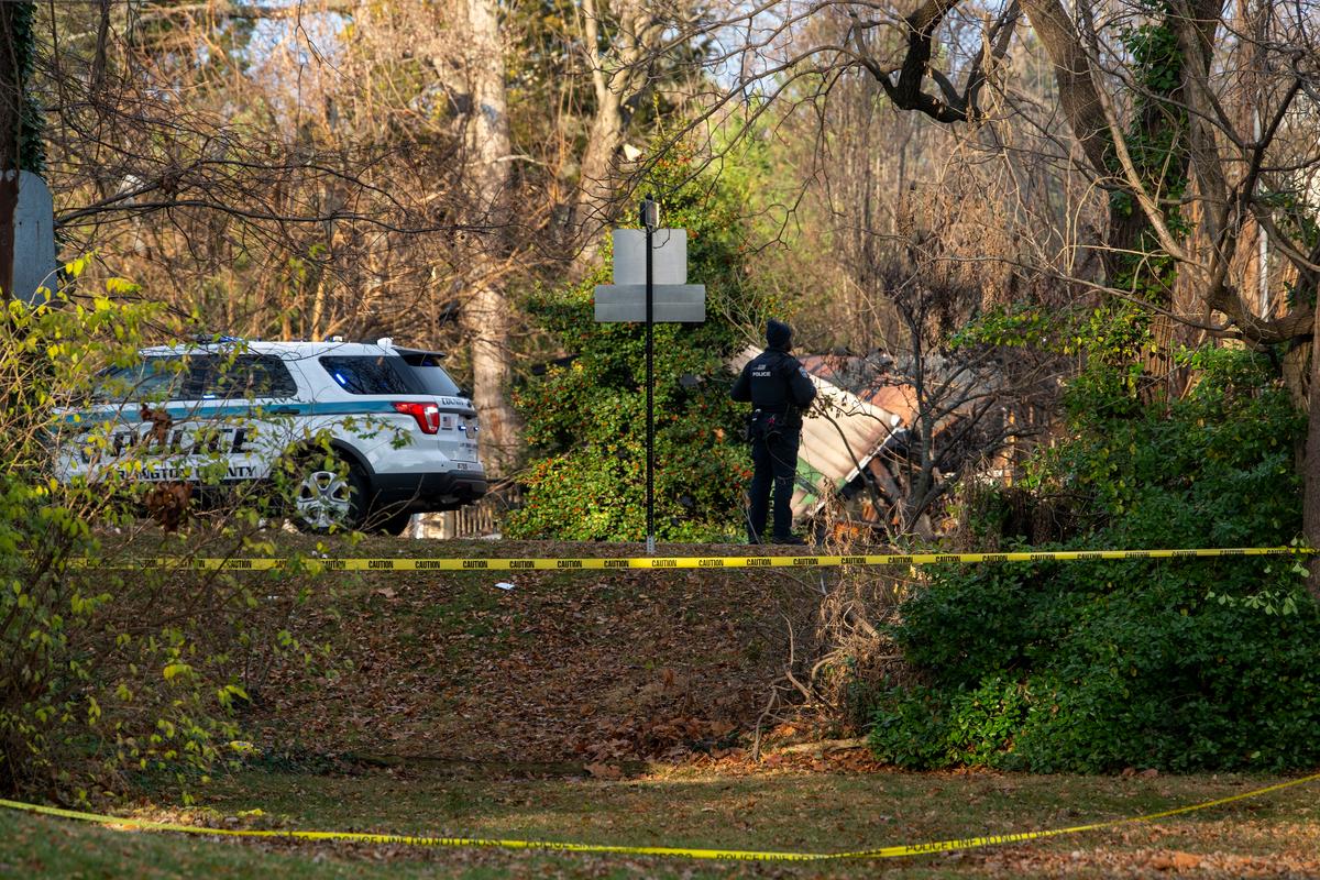 Man Believed to Have Fired Shots at Officers Before Virginia House Exploded Is Dead, Police Say