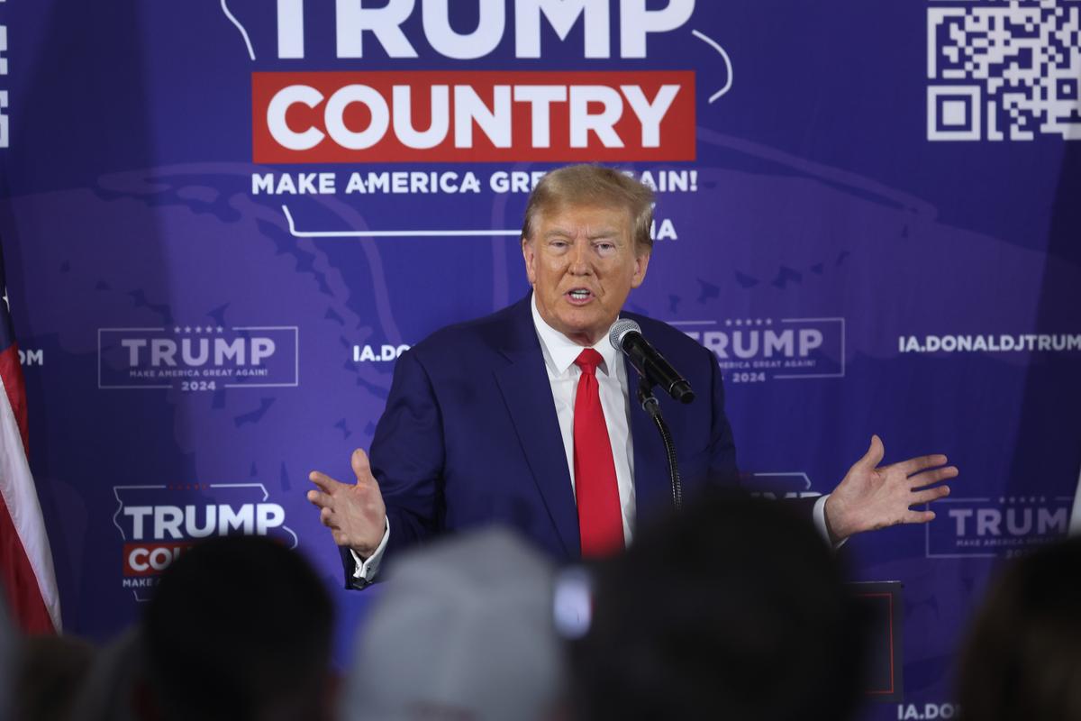 Trump ‘Dictator’ Talk Turns ‘Reality on Its Head’: Heritage Presidential Transition Project Director