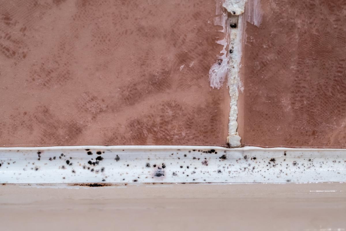 Refresh Bathtub With New Caulk