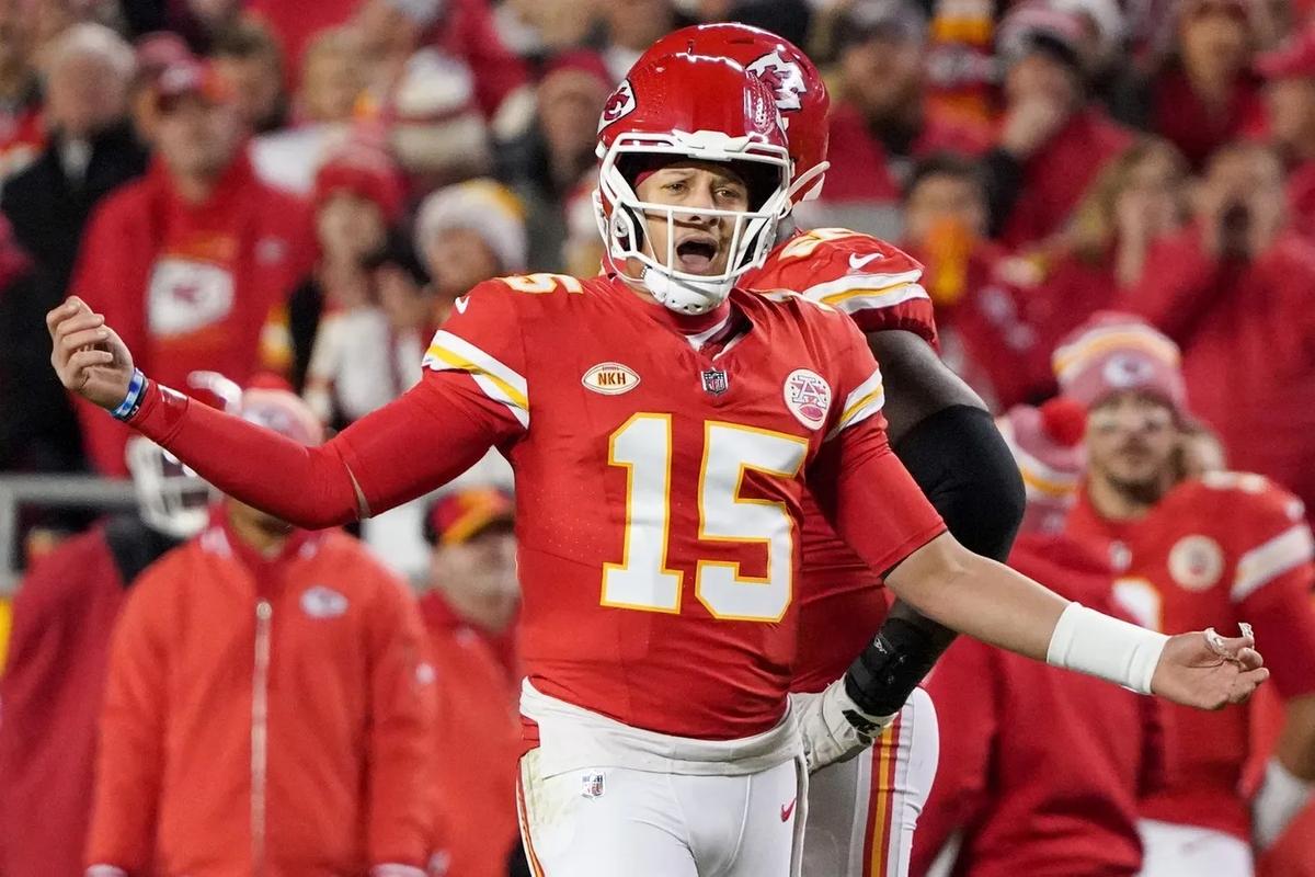 Chiefs’ Andy Reid, Patrick Mahomes Fined $150K for Criticizing Refs