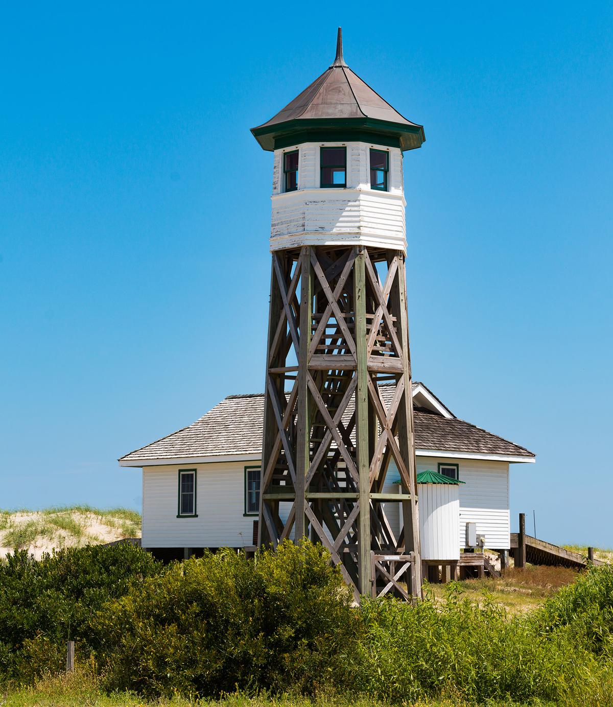 Thompson's "legacy," the 45-foot lookout tower on the Outer Banks, N.C. (Sherry V Smith/Shutterstock)