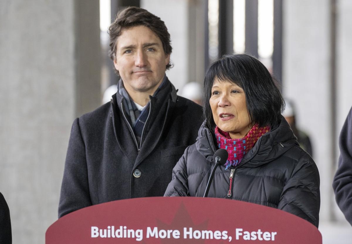 Federal Government to Give $471 Million to Toronto in Housing Deal
