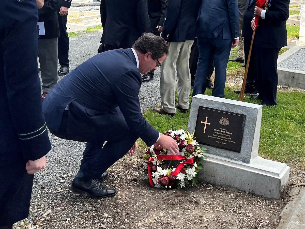 Once-Forgotten WWI Veterans Honoured a Century Later