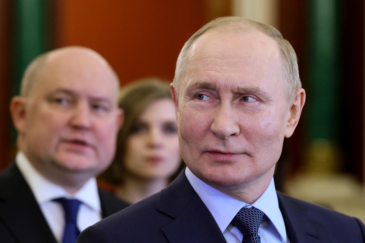 Putin Lauds Russian Unity in His New Year’s Address as Ukraine War Overshadows Celebration