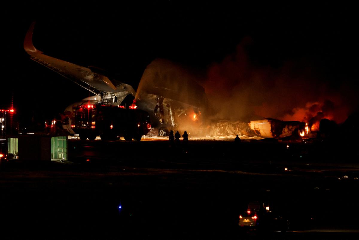 How Japan Airlines Crew Led 367 Passengers to Safety From a Burning Plane