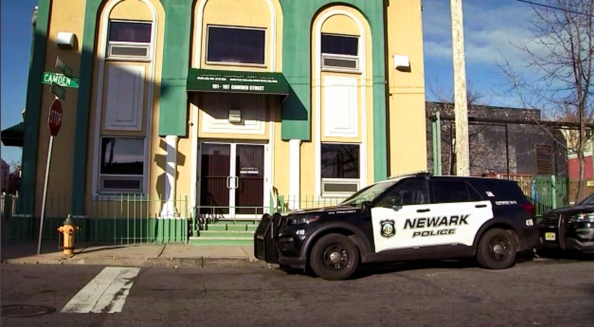 Imam Killed Outside New Jersey Mosque, and Shooter Remains at Large, Authorities Say