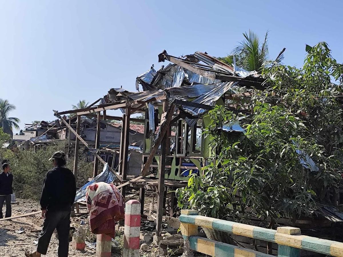 Burma Military Airstrikes Damage School, Kill Dozens of Villagers