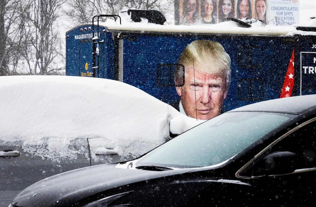 Life-Threatening Iowa Blizzard Causes Trump, Other Candidates to Revise Schedules