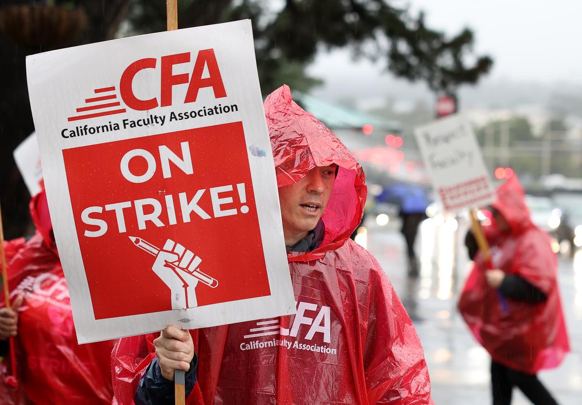 Nearly 30,000 Cal State Faculty Begin 5-Day Strike