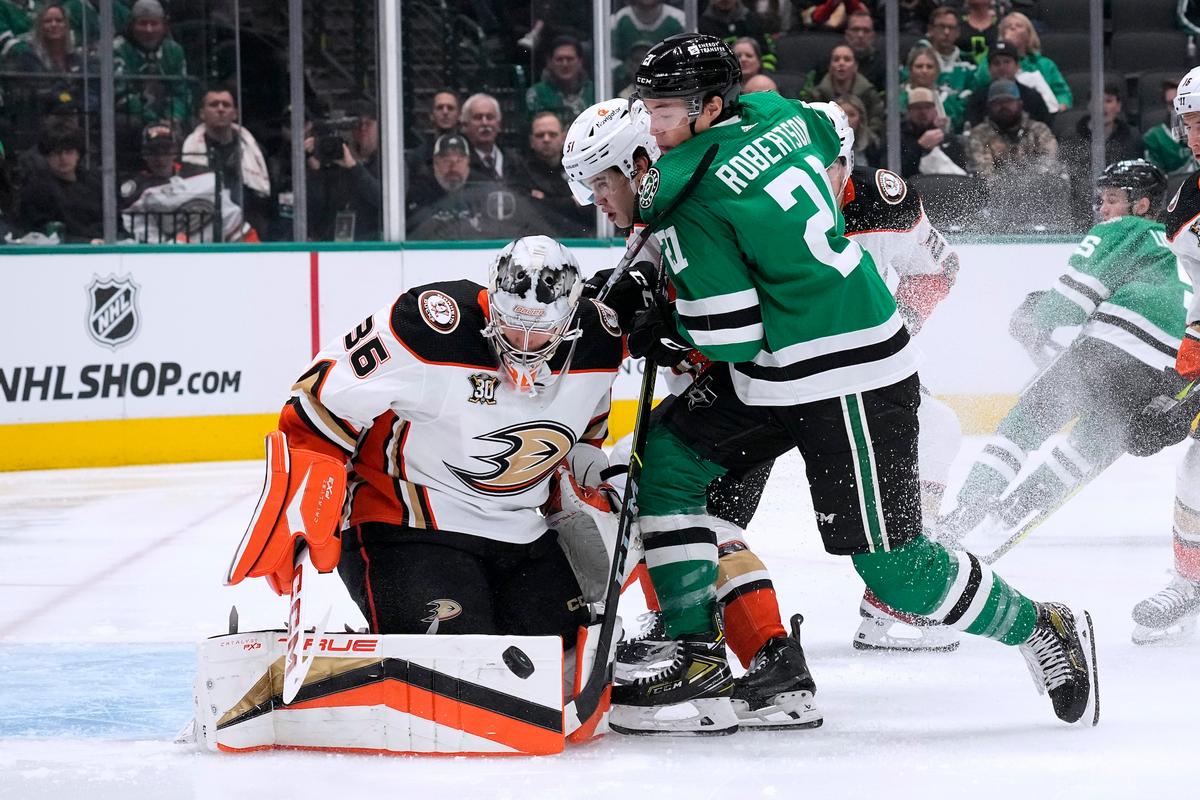 Harley Scores in OT as Stars Win 4–3 Over Ducks, Who Lose 11th Consecutive Game in Dallas