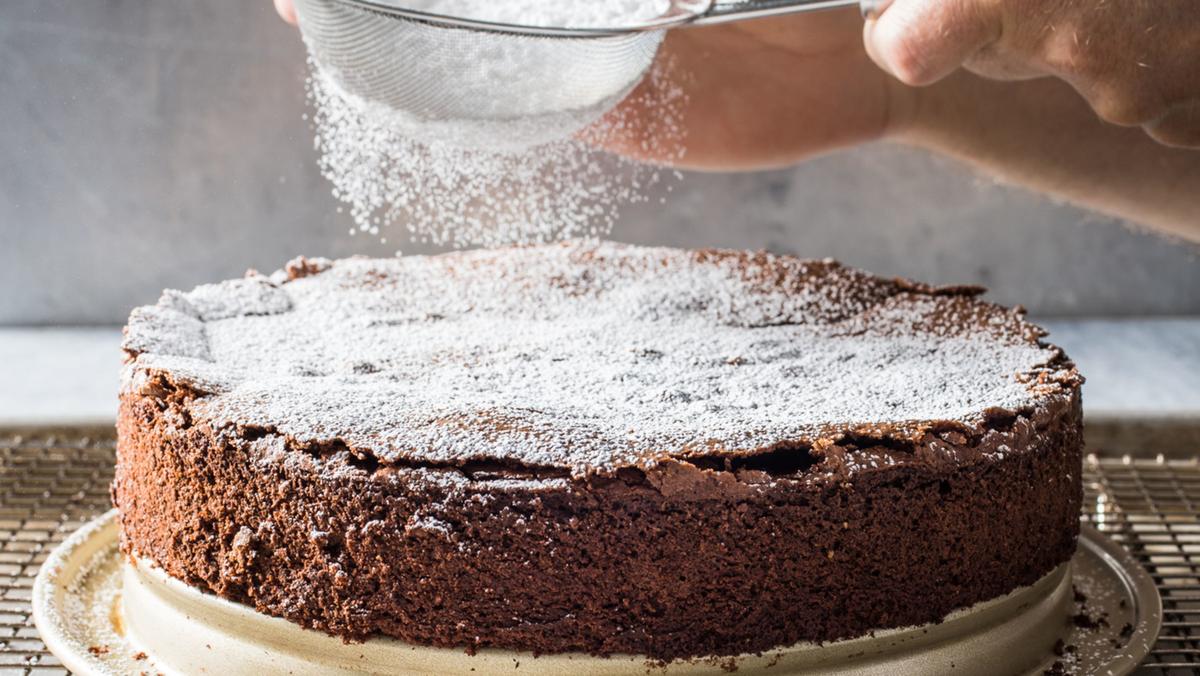 Torta Caprese Is a Showstopping Italian Flourless Chocolate Cake