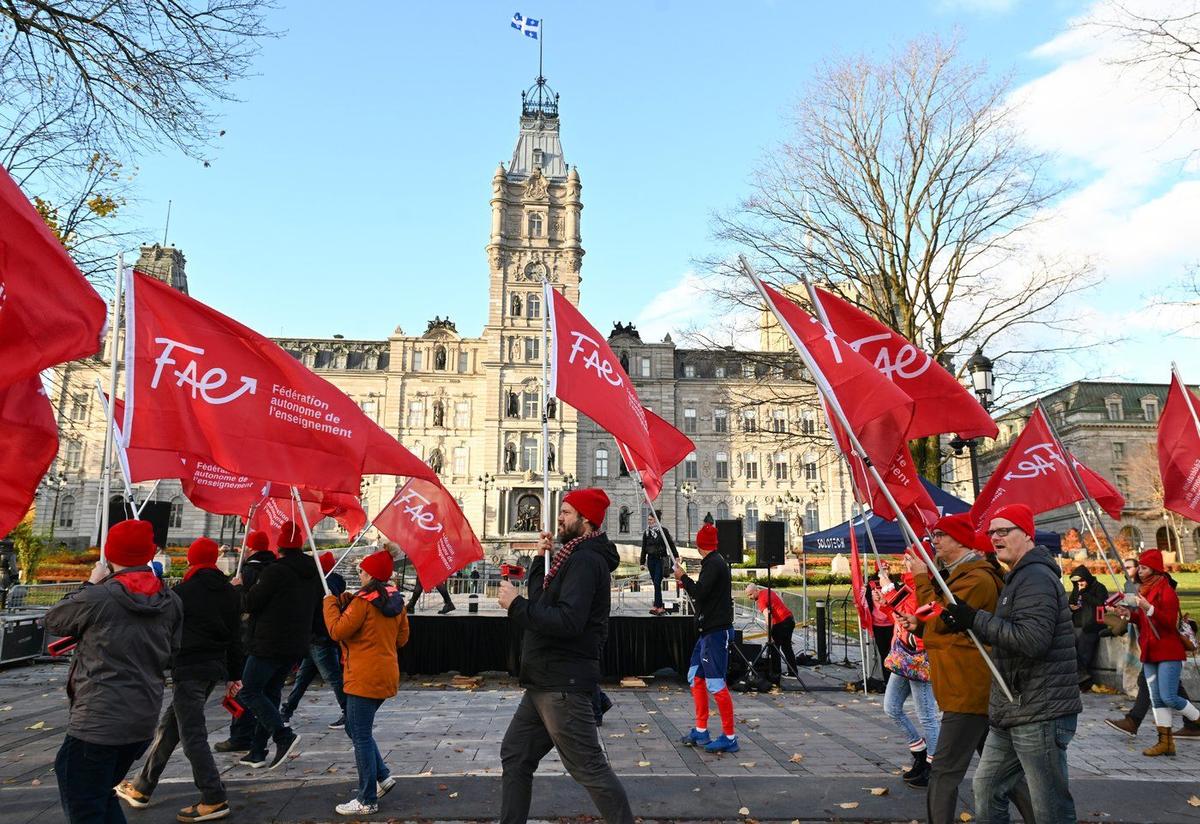 Labour Agreement Accepted by Quebec’s FAE Teachers Union by Narrow Margin