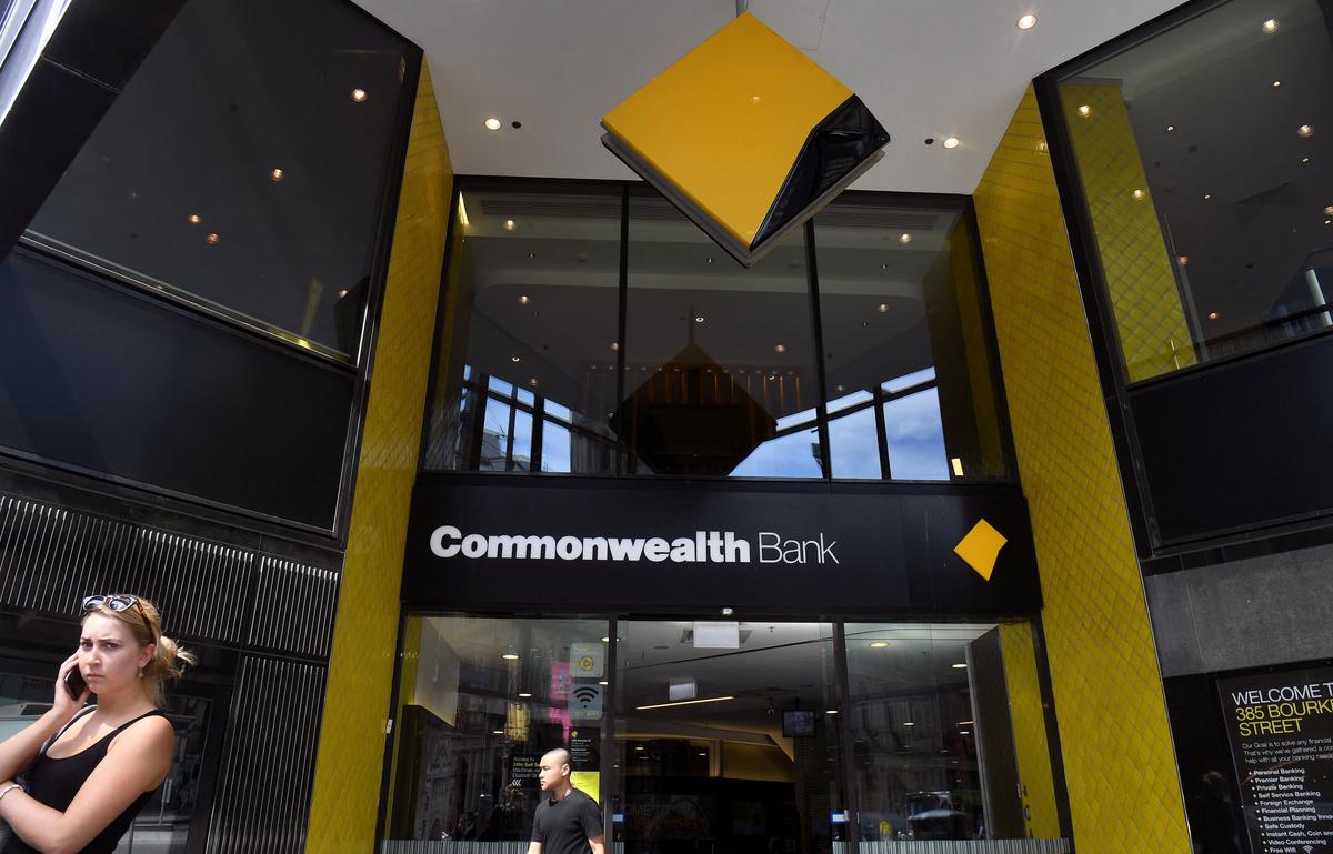 Commonwealth Bank’s Net Profit Drops to $5 Billion in First Half of 2023-24