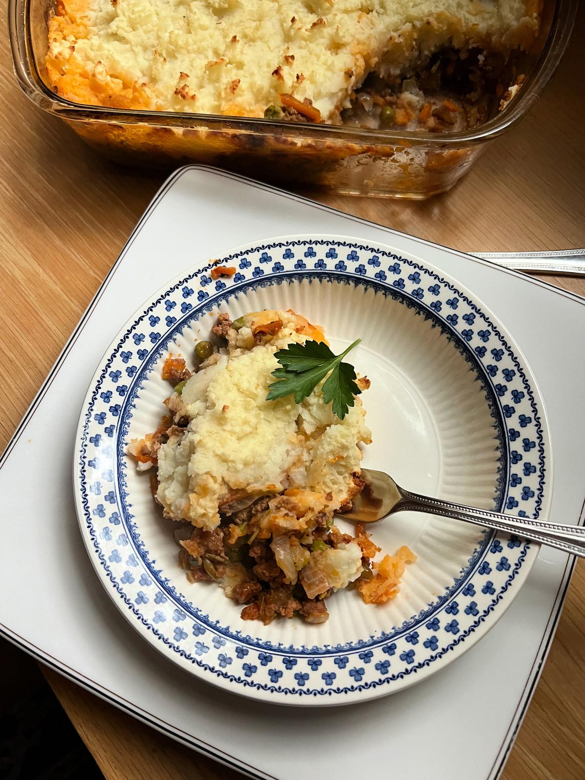 This Cottage Pie Features Peas, Beef and Mashed Potatoes