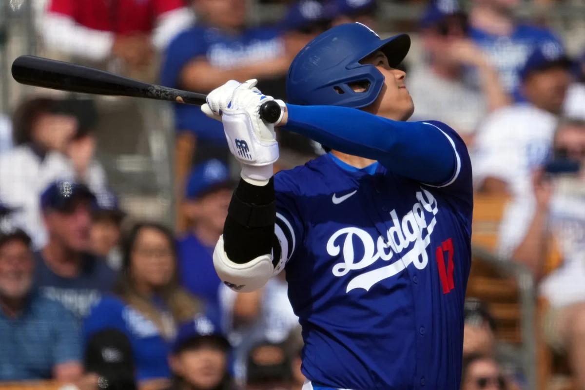 Spring Training Roundup: Shohei Ohtani Homers in Dodgers Debut