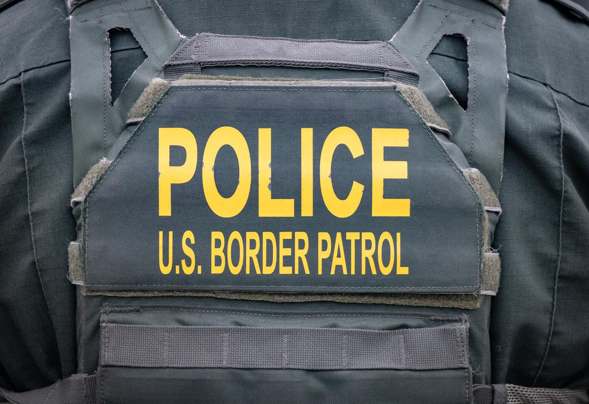 Ex-Border Patrol Agent Gets Over 7 Years for Accepting Bribes, Smuggling