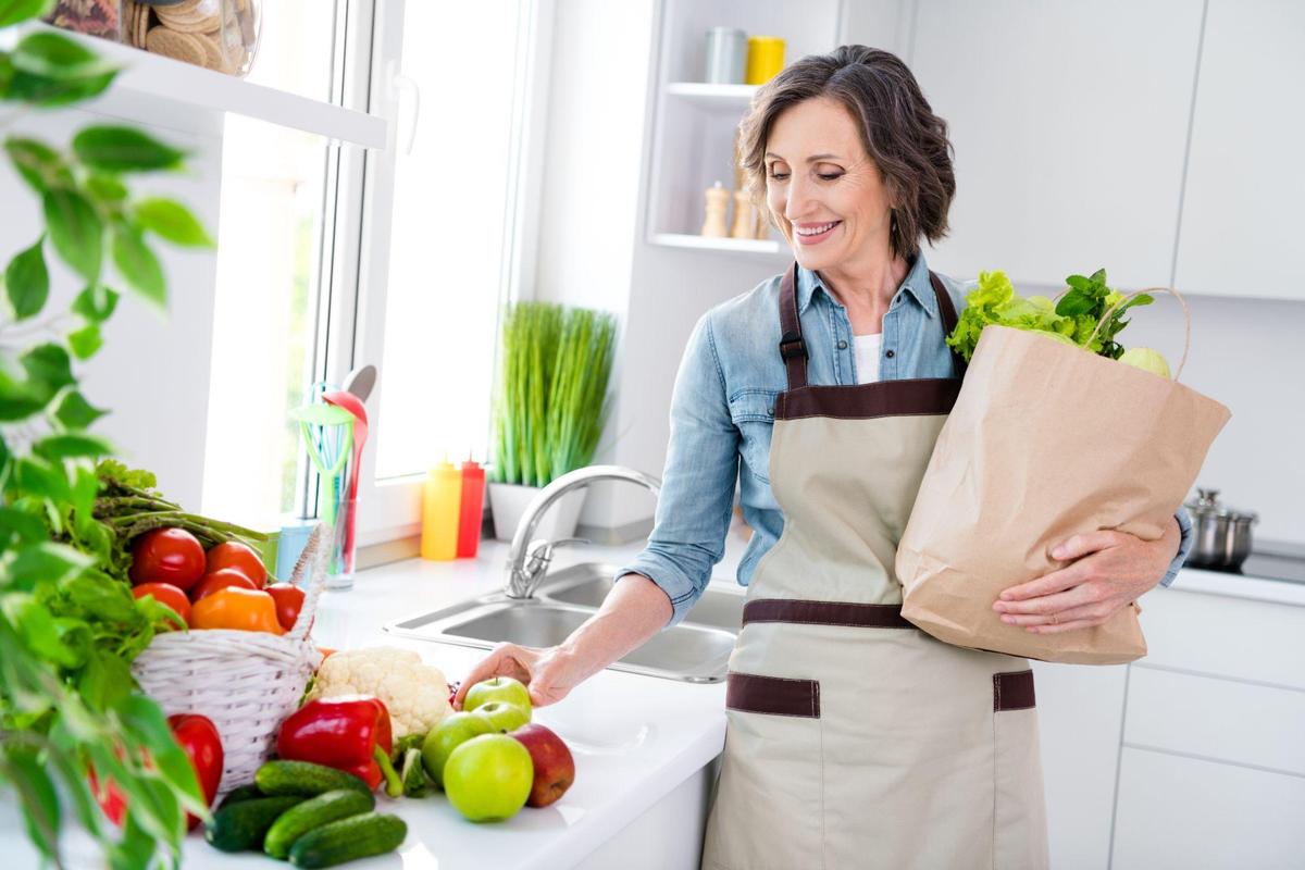 Top 10 Foods for Easing Constipation Recommended by Colorectal Surgeon