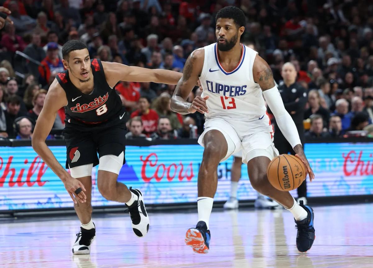 George, Leonard Lead Way as Clippers Maintain Mastery of Trail Blazers