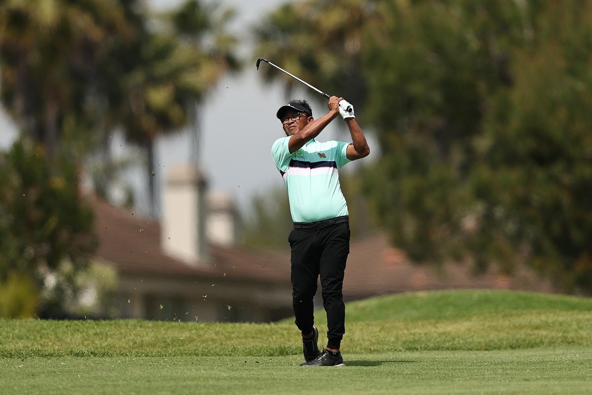 Thongchai Jaidee Fires 62 to Take Lead at Newport Beach