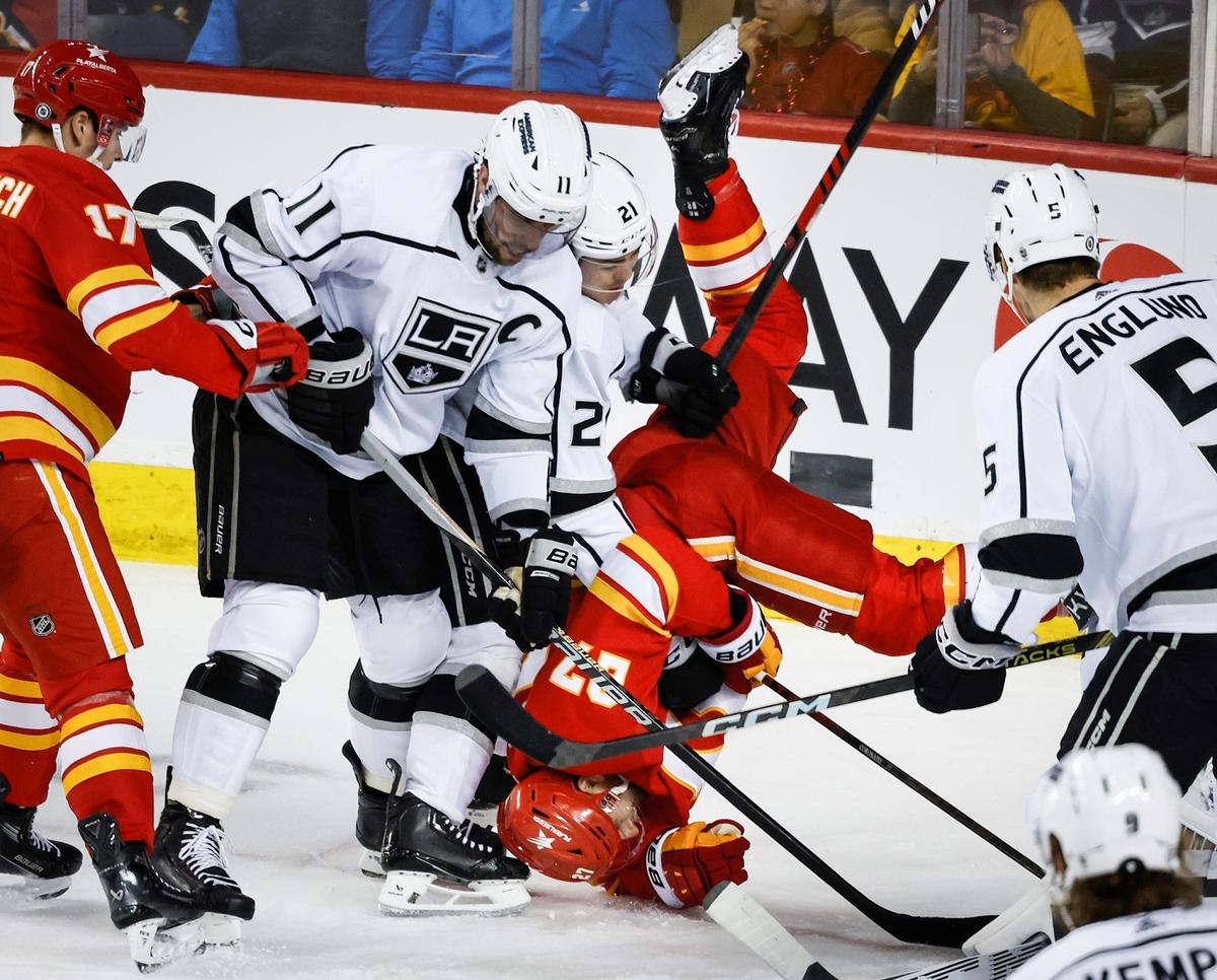 Nazem Kadri Has Goal and an Assist, Flames Beat Kings 4–2 to End 5-game Losing Streak