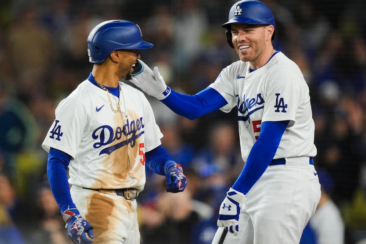 Another Betts Home Run Sparks Dodgers to Second Consecutive Win Over Giants