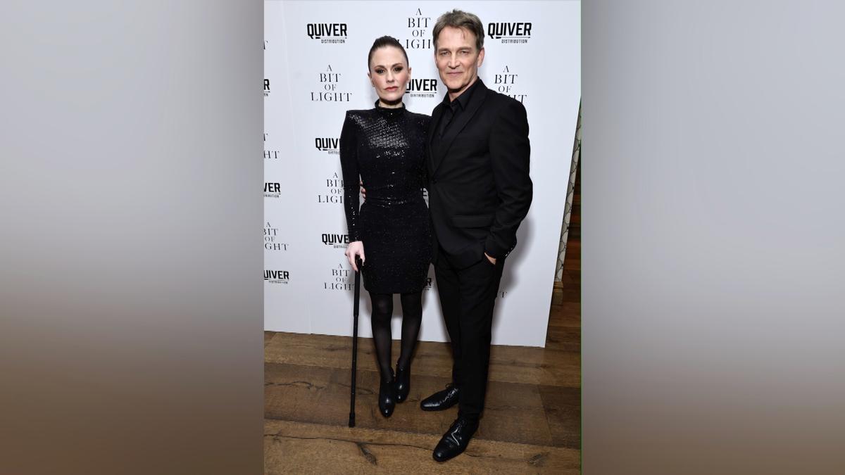 Actress Anna Paquin Uses Cane at Film Premiere, Cites Undisclosed Illness