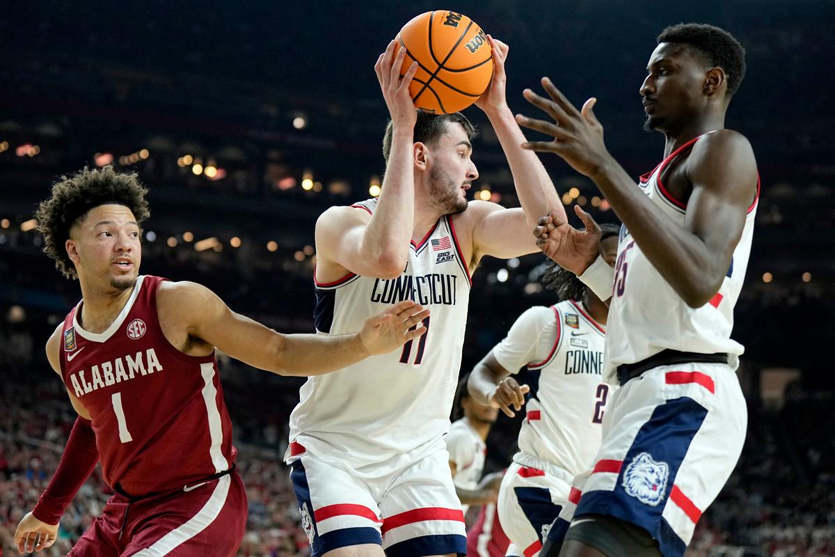 Dominant UConn, Purdue Set for NCAA Basketball Title-Game Collision