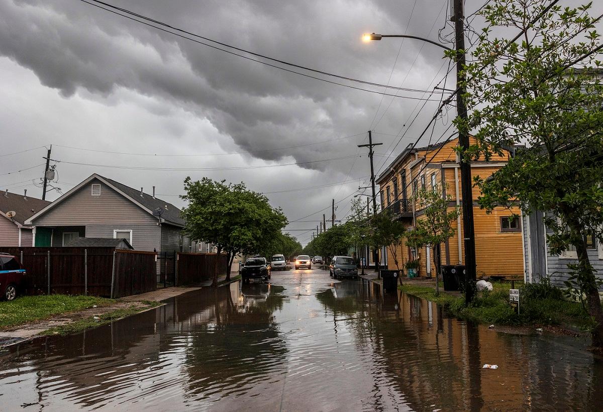 Storms Bring Floods and Damaging Wind Across the South; 1 Dead in Mississippi