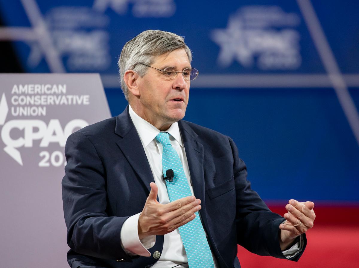 Trump Economist Blasts California’s Anti-Business Policies