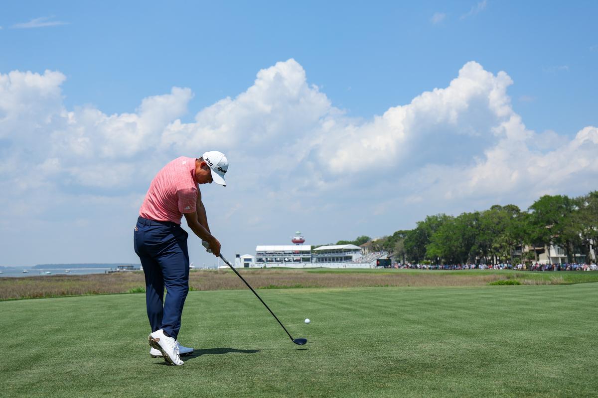 Collin Morikawa Part of 4-way Tie for the Lead at Hilton Head While Scheffler Is 3 Shots Back