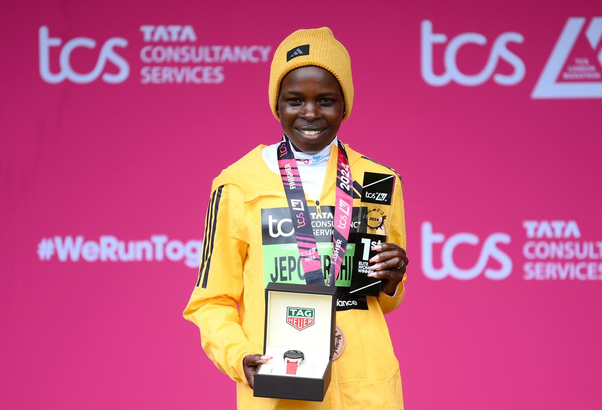 Olympic Champion Jepchirchir Wins Women’s Race at London Marathon in Record Time